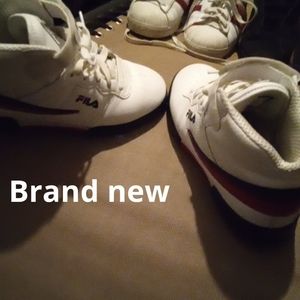 Fila basketball shoes